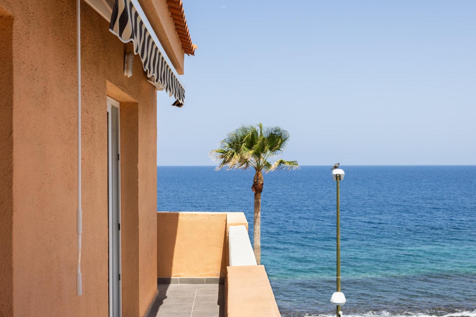 Home2Book Stunning Sea Front Caletillas, Pool Candelaria Exterior foto
